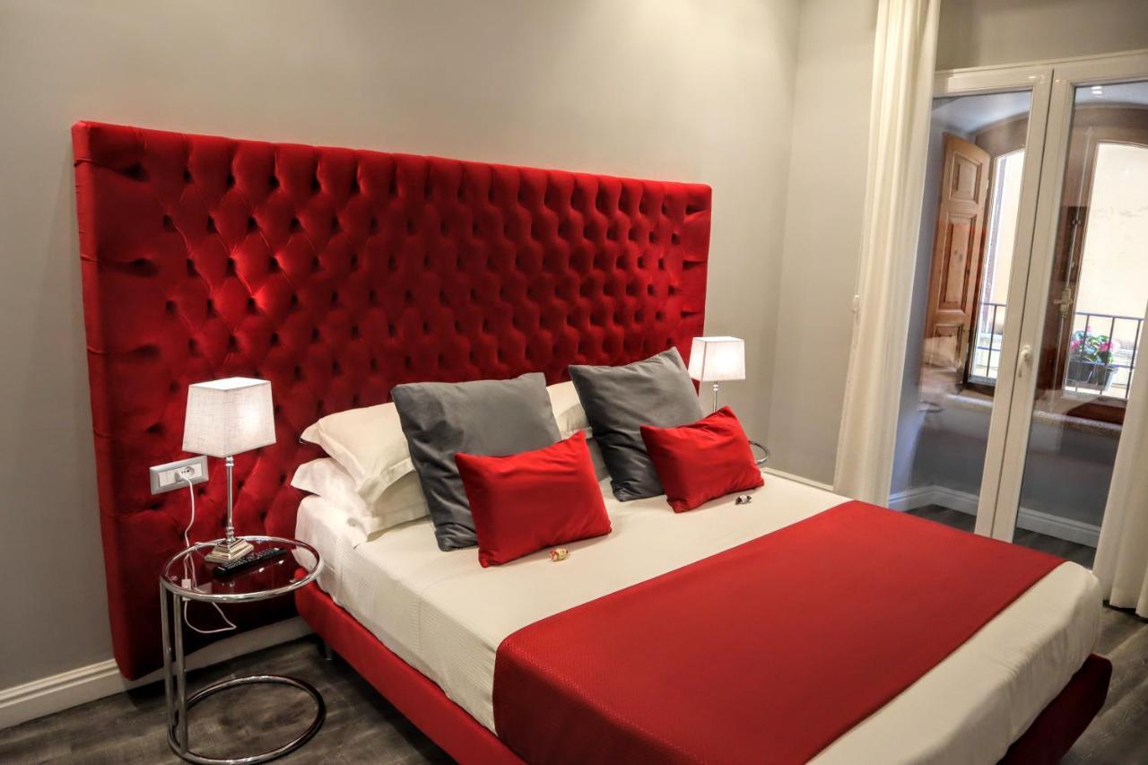 Millina Suites In Navona Рим Екстер'єр фото