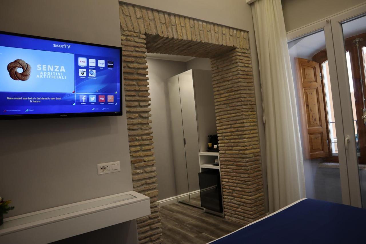 Millina Suites In Navona Рим Екстер'єр фото
