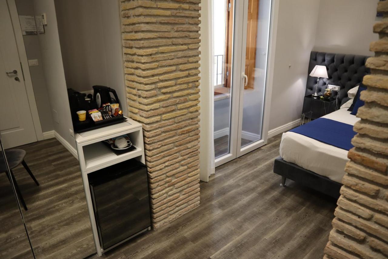 Millina Suites In Navona Рим Екстер'єр фото