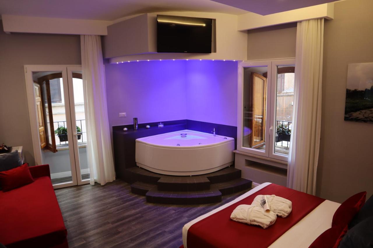 Millina Suites In Navona Рим Екстер'єр фото