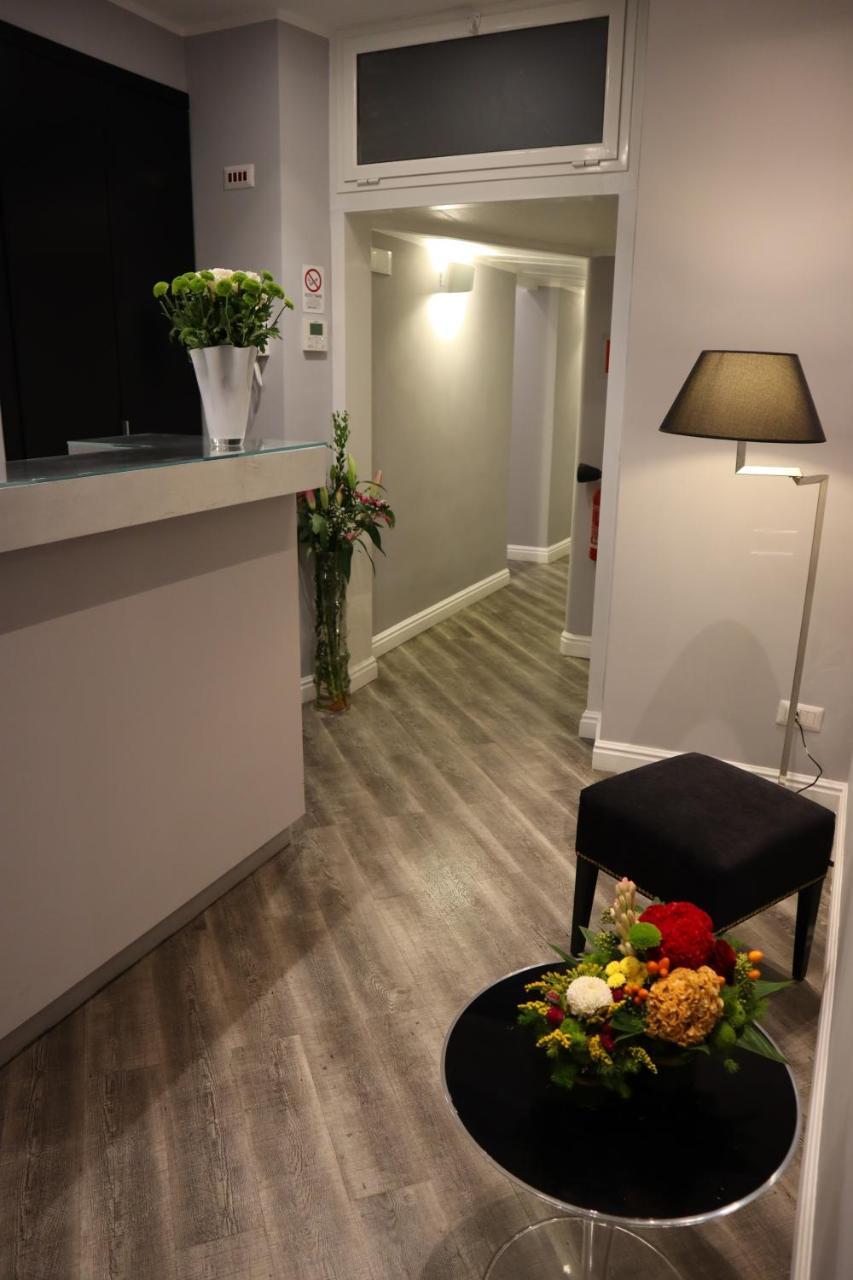 Millina Suites In Navona Рим Екстер'єр фото