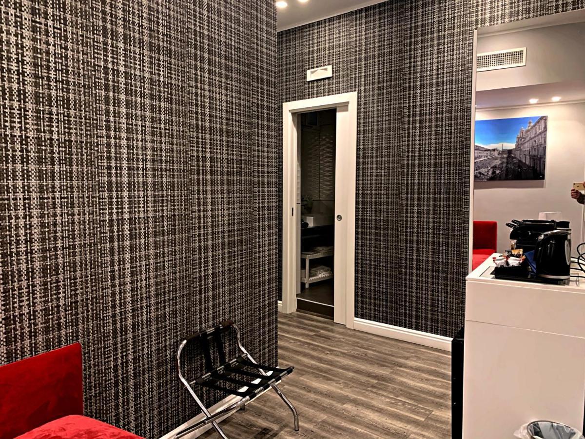 Millina Suites In Navona Рим Екстер'єр фото