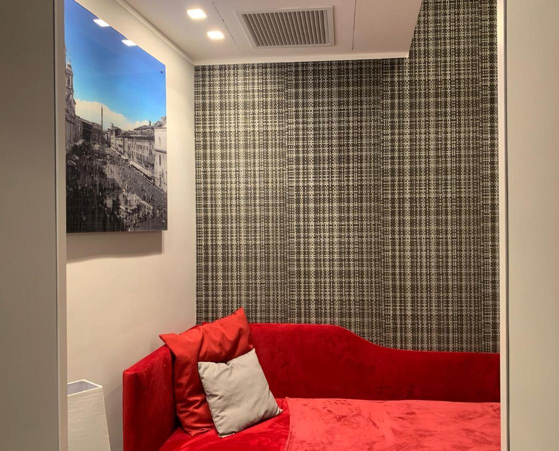 Millina Suites In Navona Рим Екстер'єр фото